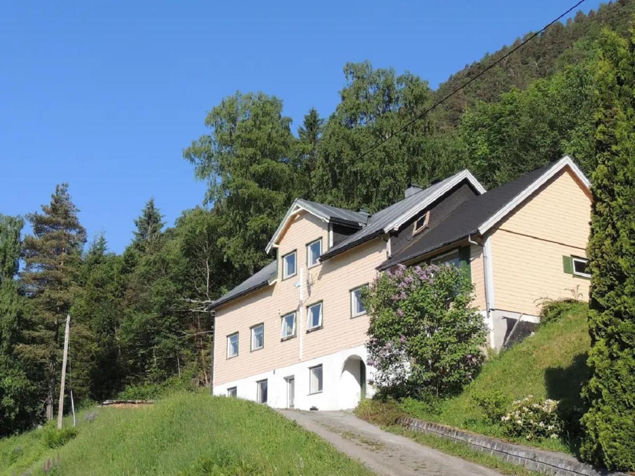 Isfjorden Tindelykkeヴィラ エクステリア 写真